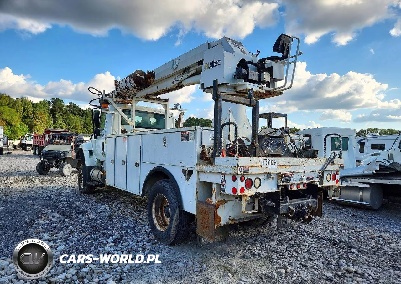 2011 International 7300 Digger Derrick Truck VIN:1HTWBAAN8BJ319974 - 4