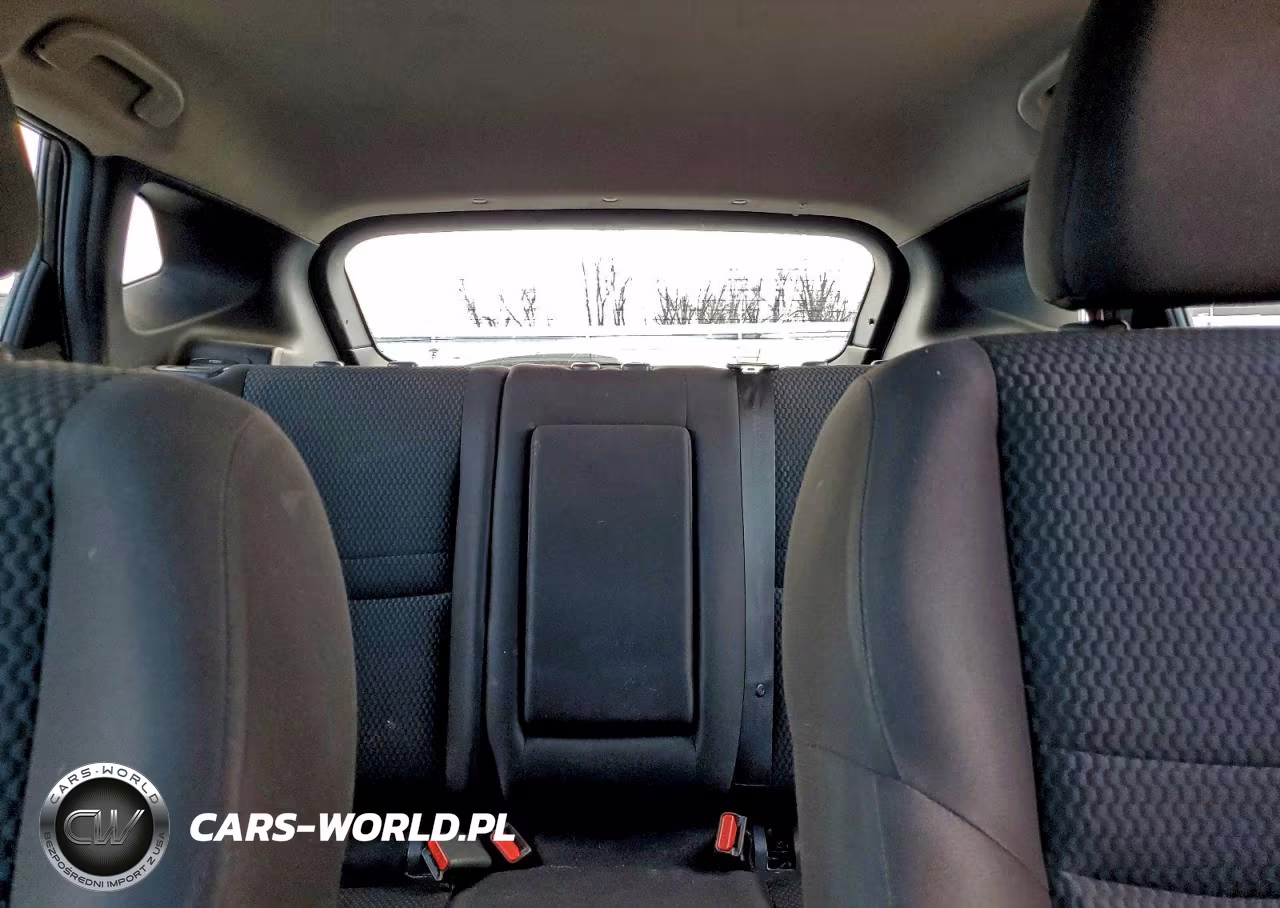 2019 Nissan Rogue Sport S VIN:JN1BJ1CR9KW324346 - 10
