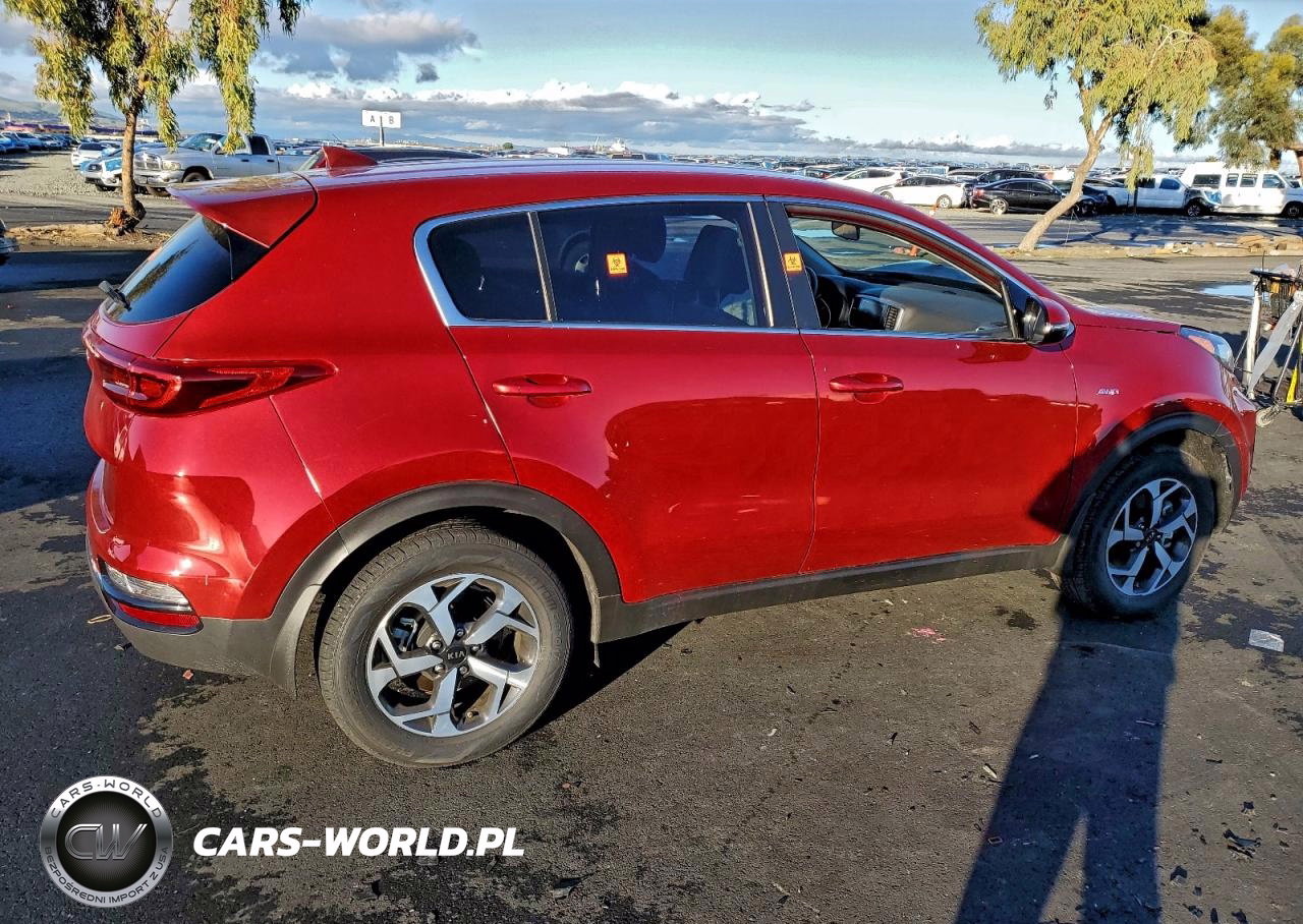 2020 Kia Sportage VIN:KNDPMCAC0L7683679 - 3