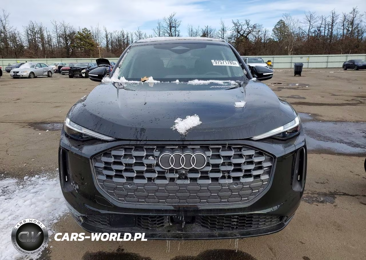 2025 Audi Q5 Premium Plus VIN:WA12AAGU4S2024873 - 5