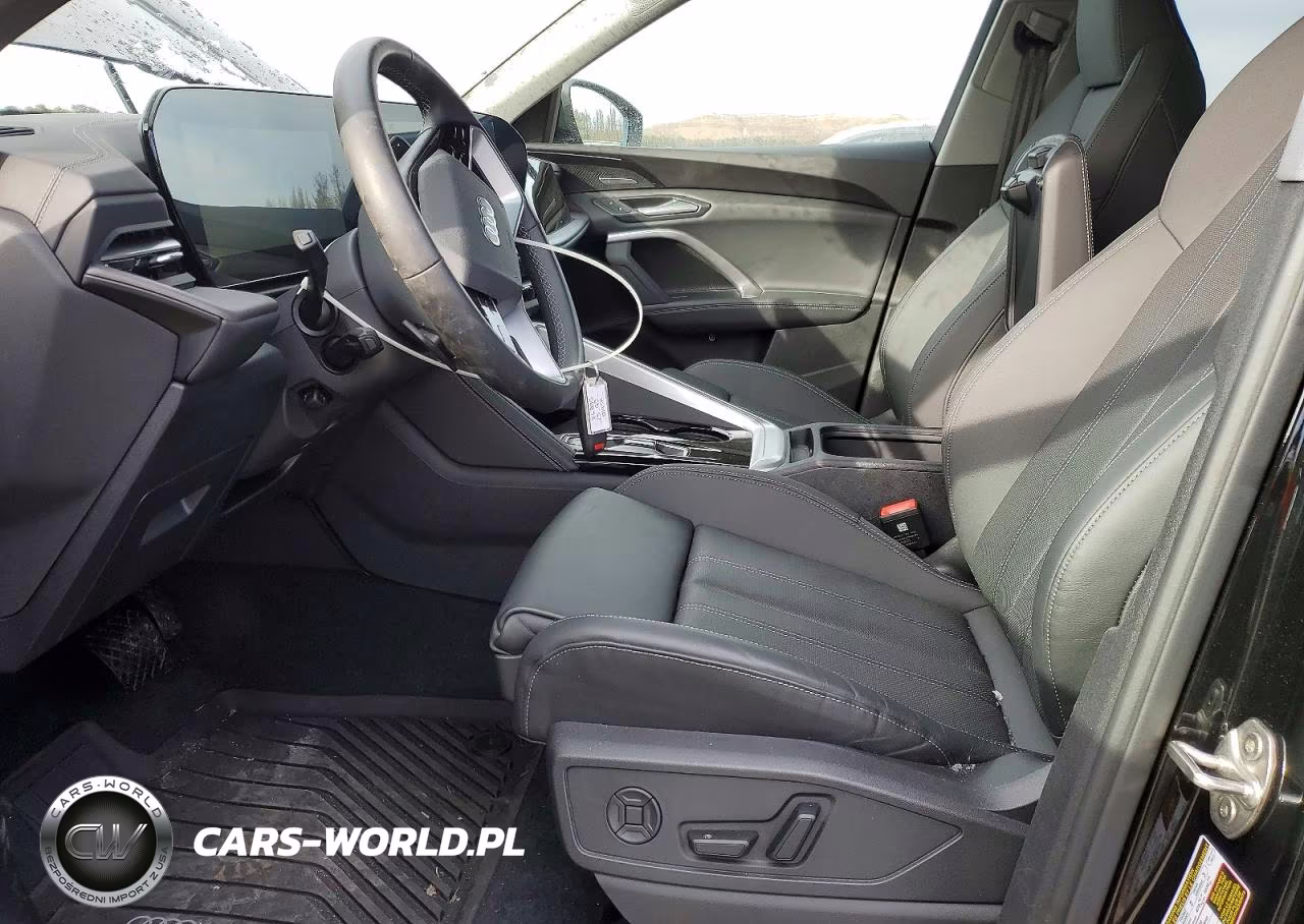 2025 Audi Q5 Premium Plus VIN:WA12AAGU4S2024873 - 7