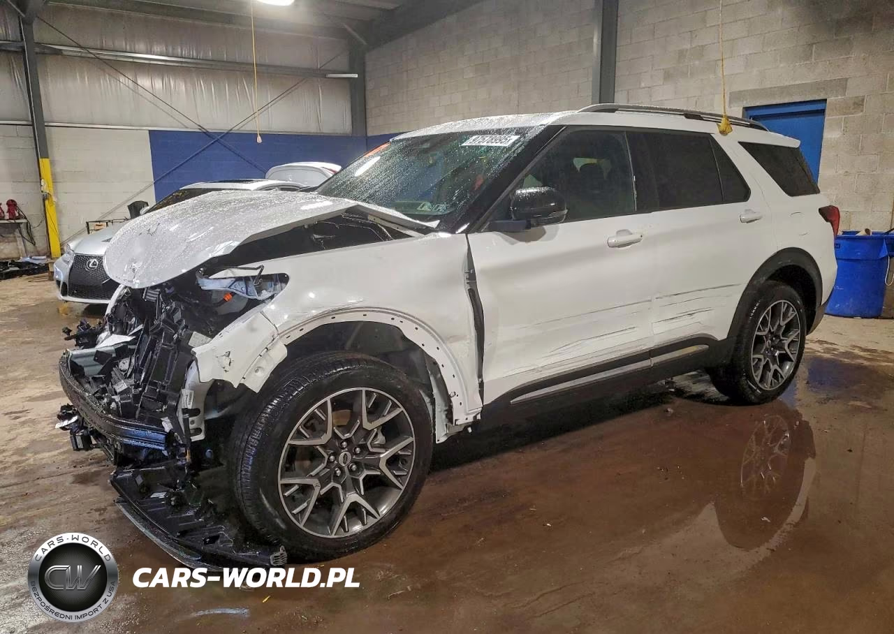 2025 Ford Explorer Platinum – zdjęcie 1 z 13