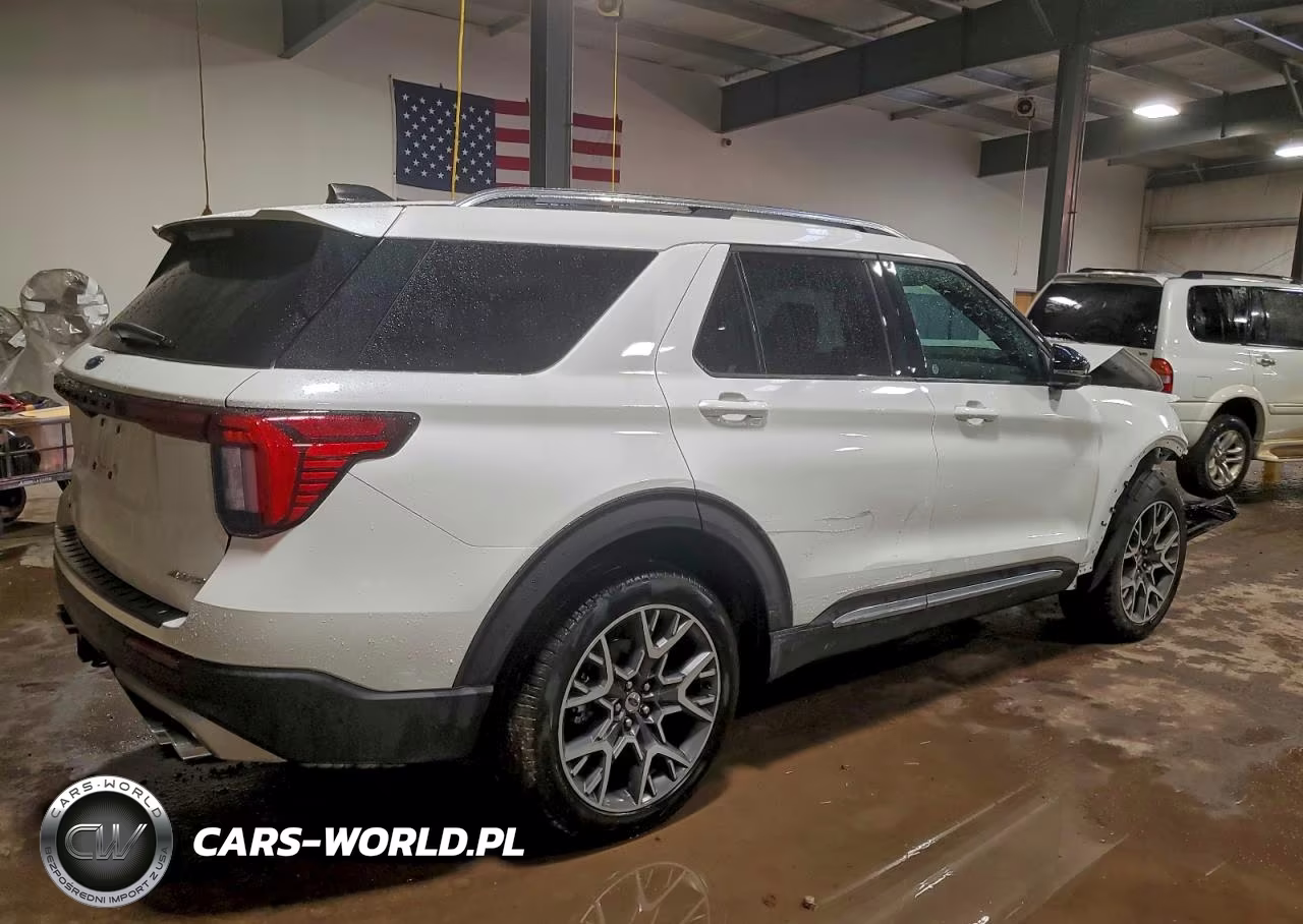 2025 Ford Explorer Platinum VIN:1FMWK8HC9SGC84283 - 3