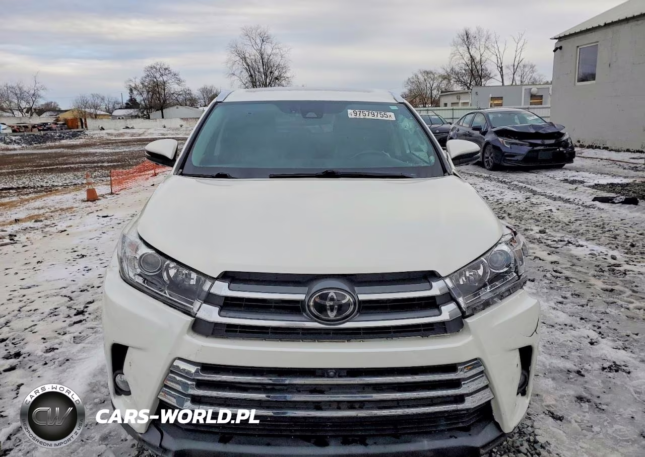 2018 Toyota Highlander Limited Platinum VIN:5TDDZRFH8JS810452 - 5