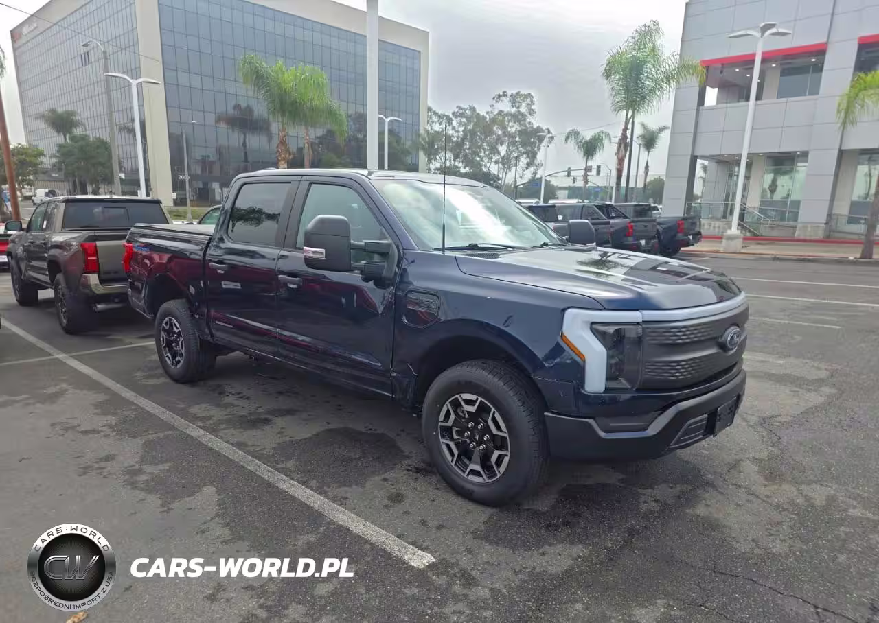 2022 Ford F150 Lightning Pro
