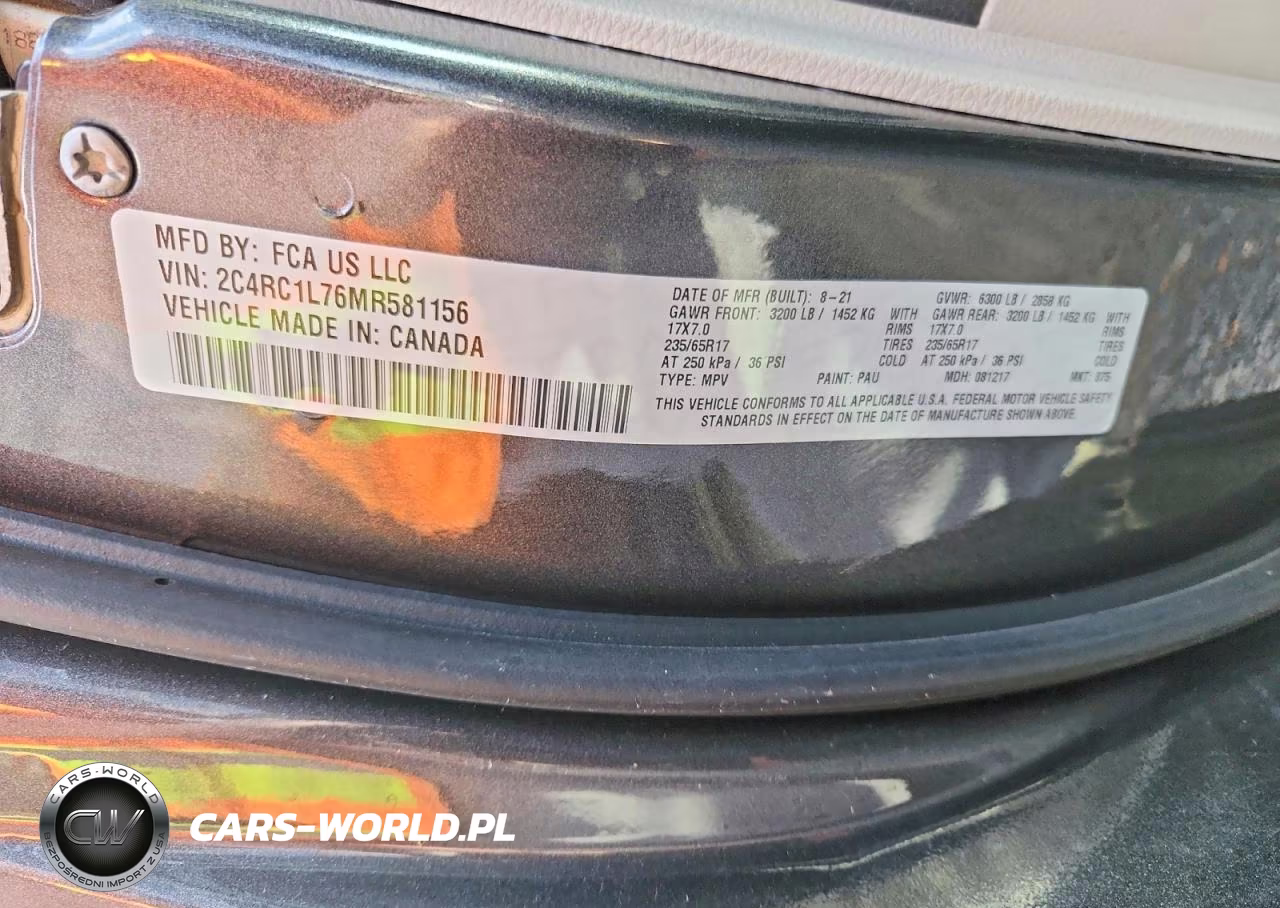 2021 Chrysler Pacifica Hybrid Touring L VIN:2C4RC1L76MR581156 - 13