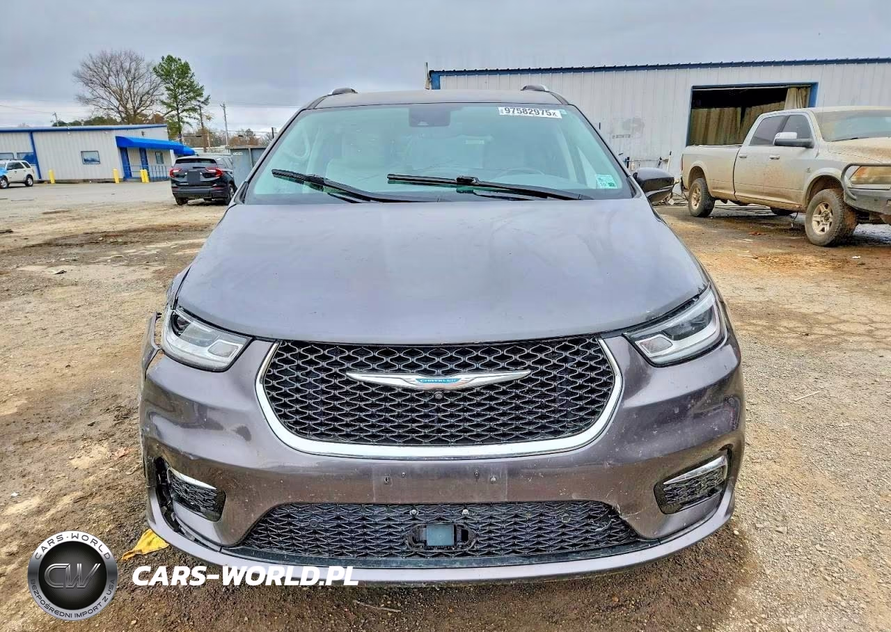 2021 Chrysler Pacifica Hybrid Touring L VIN:2C4RC1L76MR581156 - 5