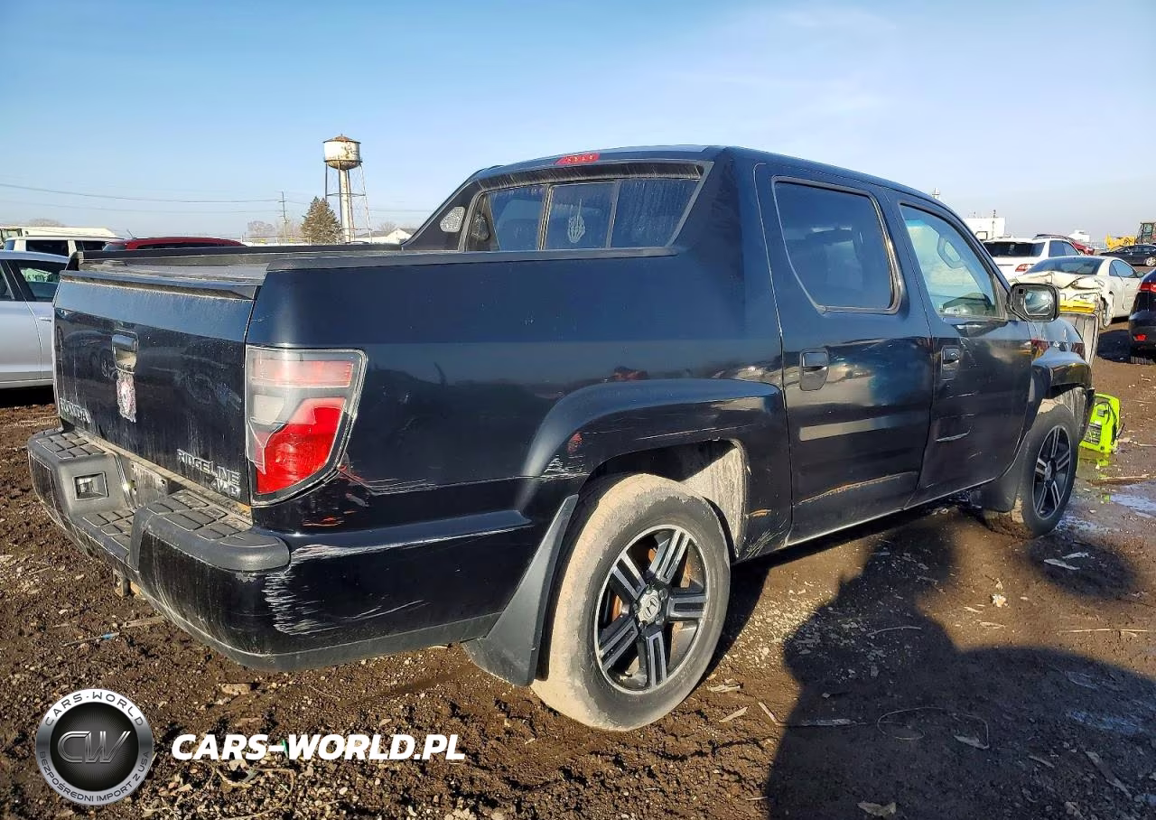 2012 Honda Ridgeline Sport VIN:5FPYK1F72CB455579 - 3