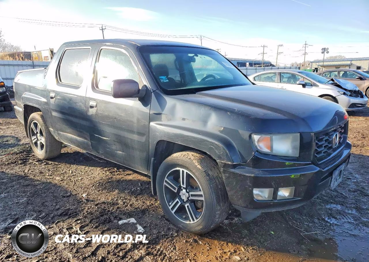 2012 Honda Ridgeline Sport VIN:5FPYK1F72CB455579 - 4