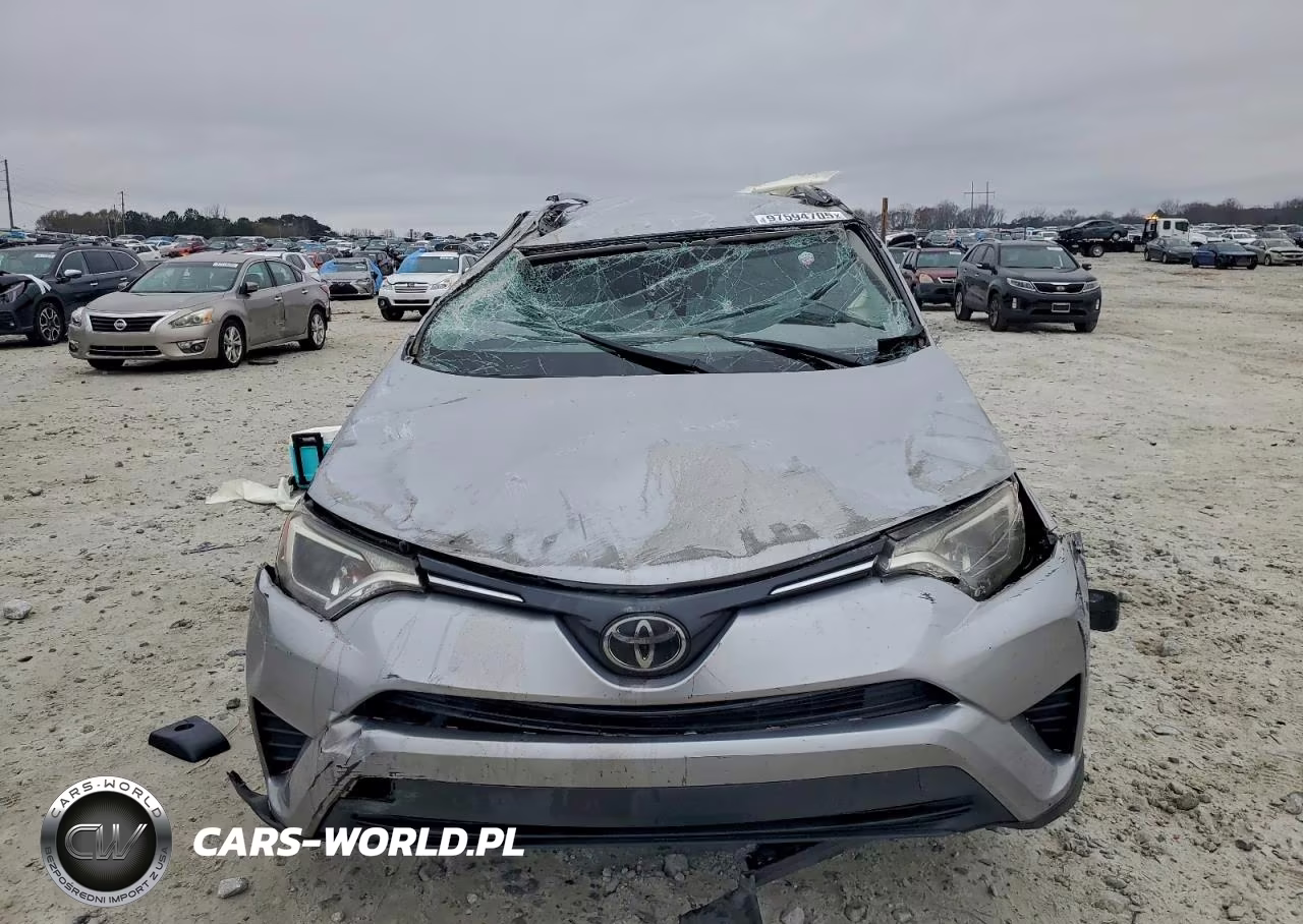 2018 Toyota Rav4 Le VIN:JTMZFREV9JJ185580 - 5