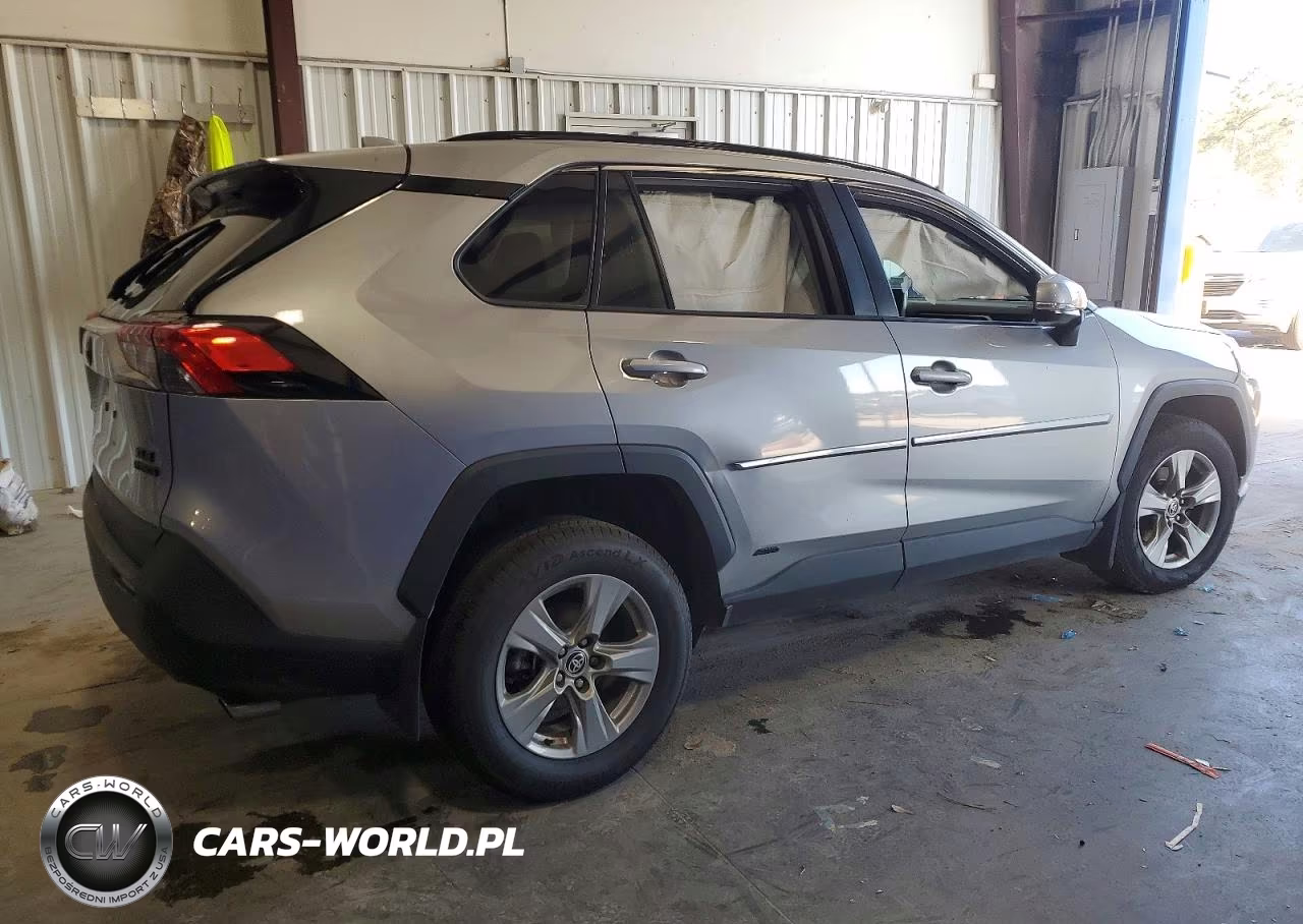 2024 Toyota Rav4 Hybrid Xle VIN:4T3RWRFVXRU134956 - 3