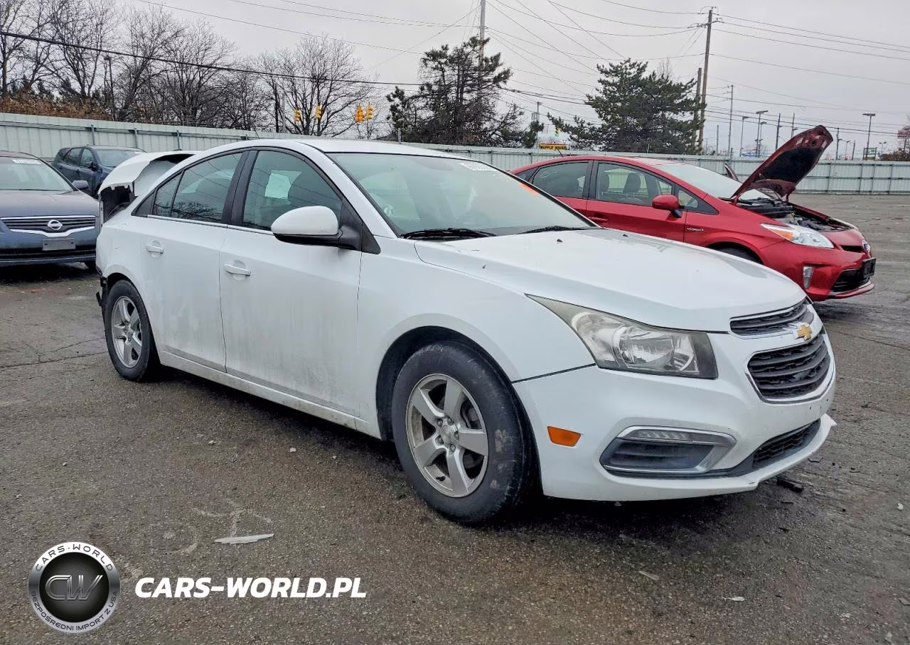2016 Chev Cruze Limited VIN:1G1PE5SB4G7104190 - 4