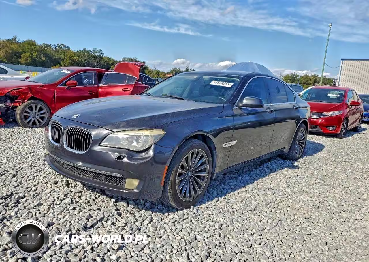 2012 BMW 740 I