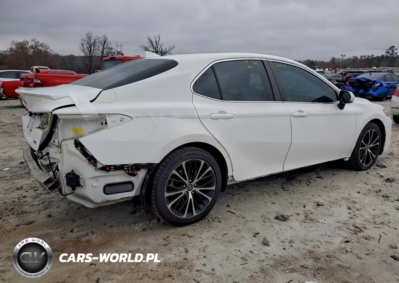 2020 Toyota Camry Se VIN:4T1J11AK1LU924348 - 3