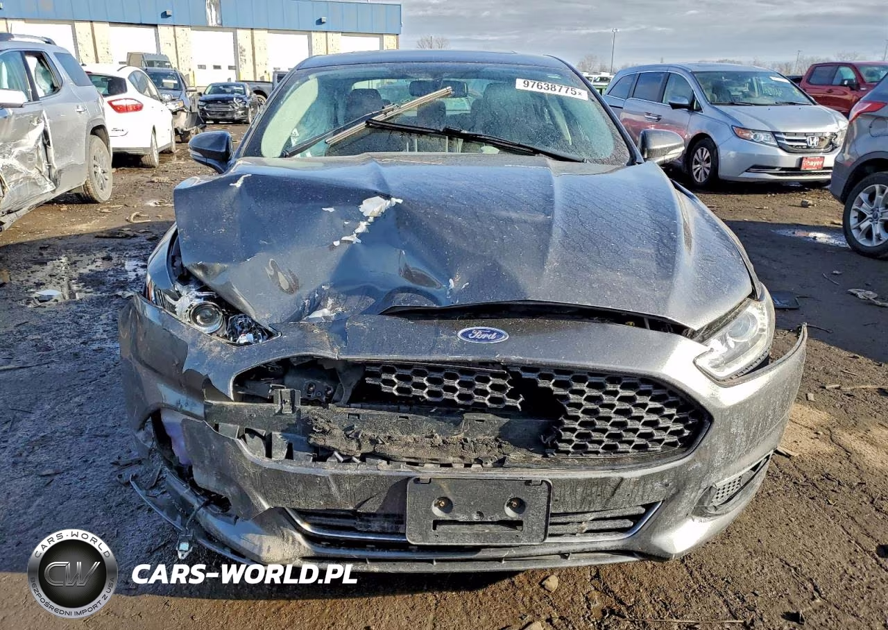 2016 Ford Fusion Titanium VIN:3FA6P0K93GR352653 - 5