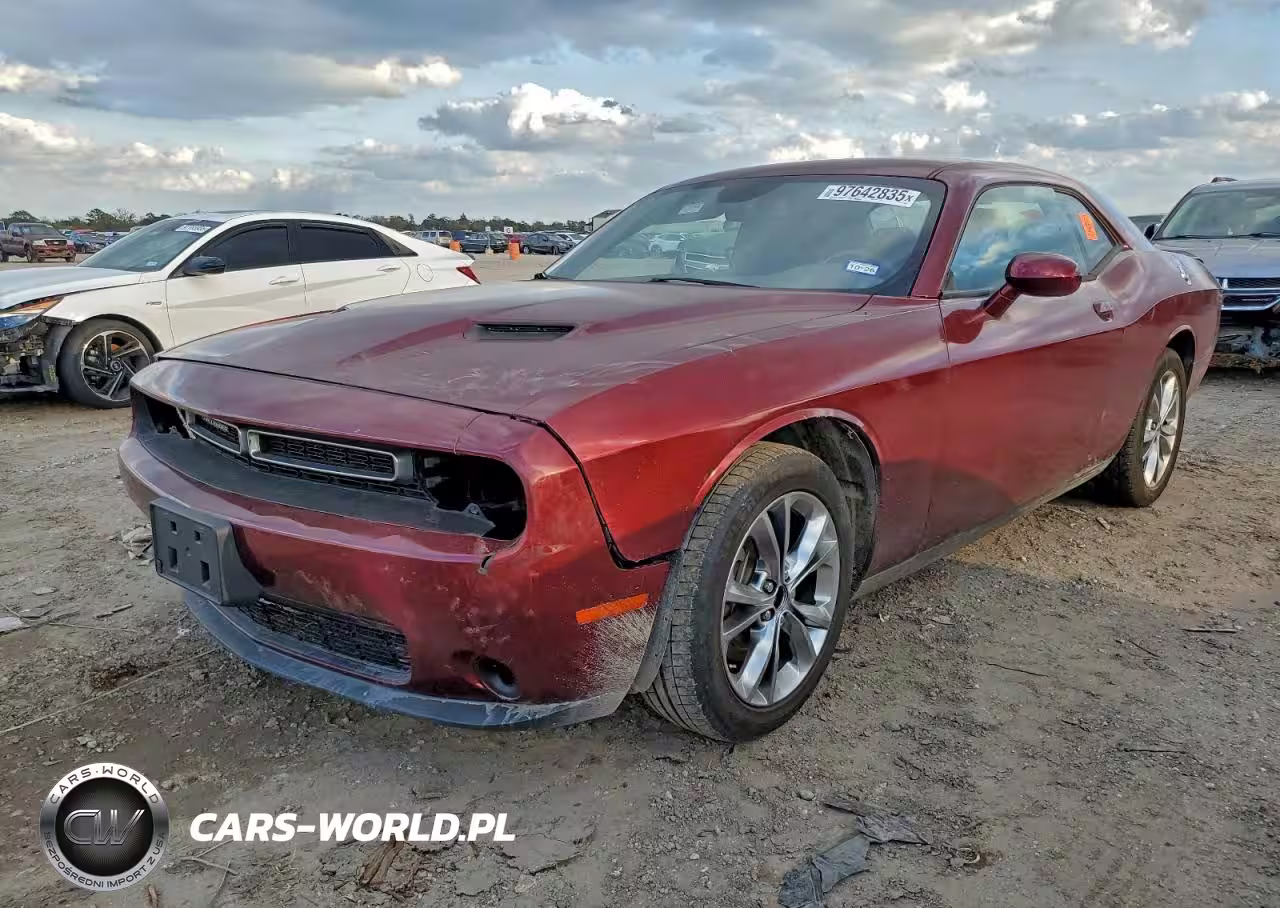 2021 Dodge Challenger Sxt