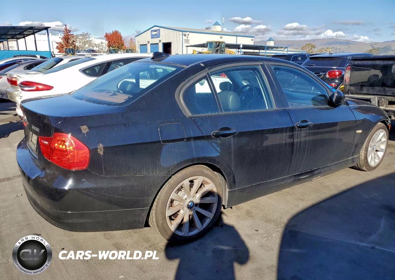 2011 BMW 328 I Sulev VIN:WBAPH5C59BA447447 - 3