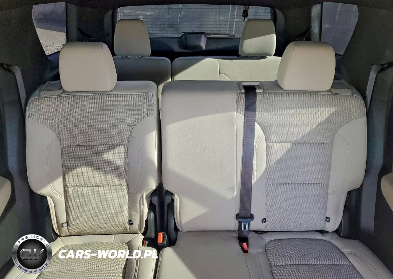 2022 Chevrolet Traverse Ls VIN:1GNERFKW2NJ181966 - 10