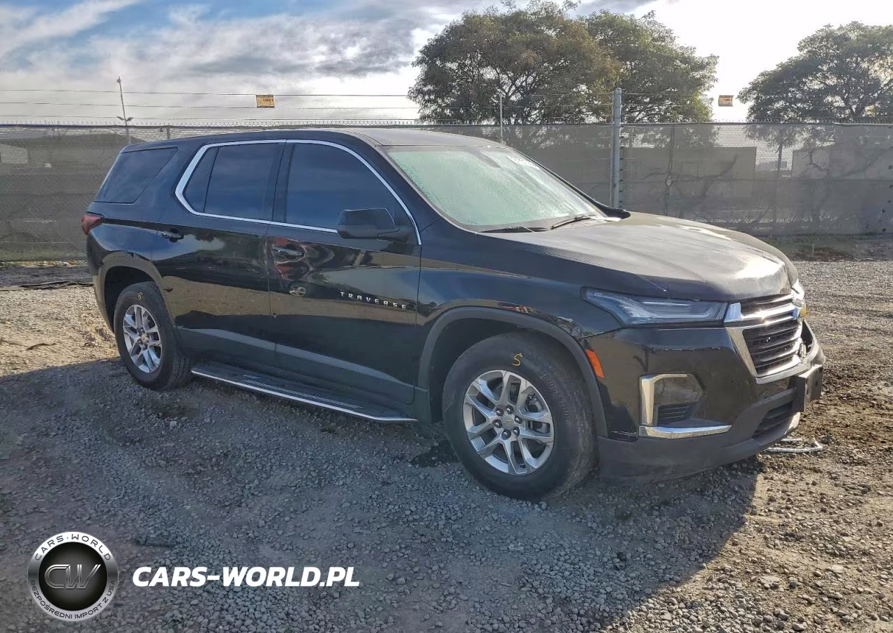 2022 Chevrolet Traverse Ls VIN:1GNERFKW2NJ181966 - 4