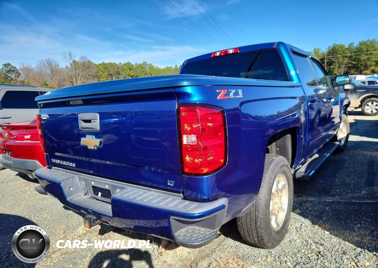 2018 Chevrolet Silverado K1500 Lt VIN:3GCUKRECXJG387544 - 3