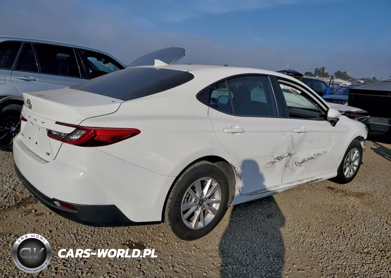 2025 Toyota Camry Xse VIN:4T1DAACK4SU043541 - 3