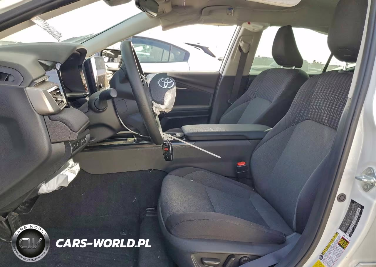 2025 Toyota Camry Xse VIN:4T1DAACK4SU043541 - 7
