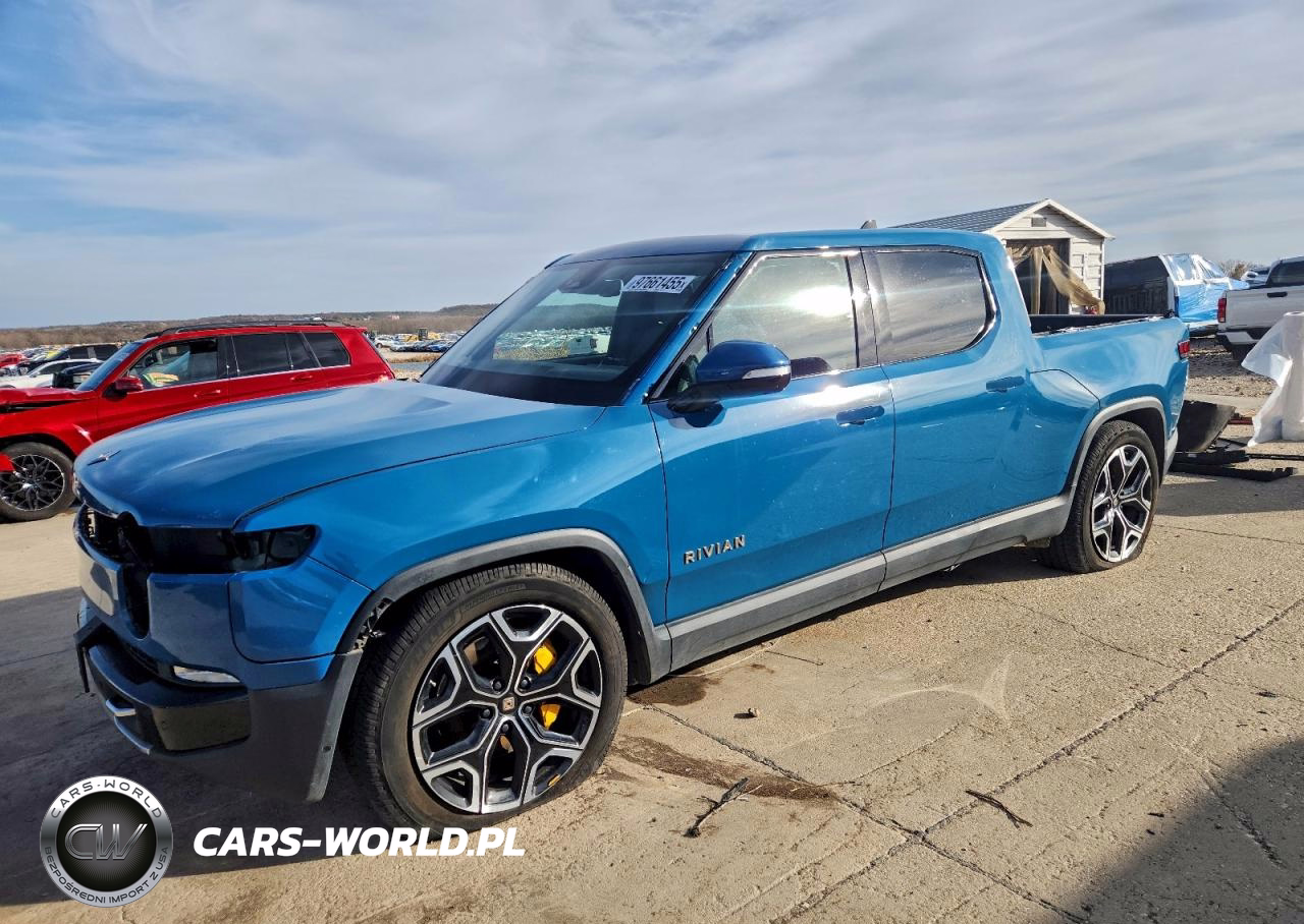 2022 Rivian R1T Adventure