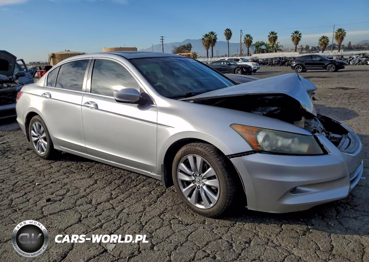 2011 Honda Accord Exl VIN:1HGCP3F85BA015924 - 4