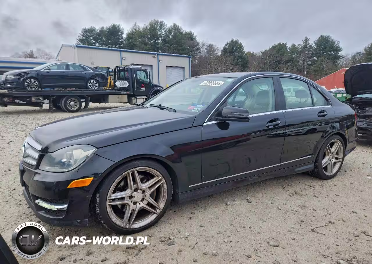 2013 Mercedes-Benz C 300 4Matic