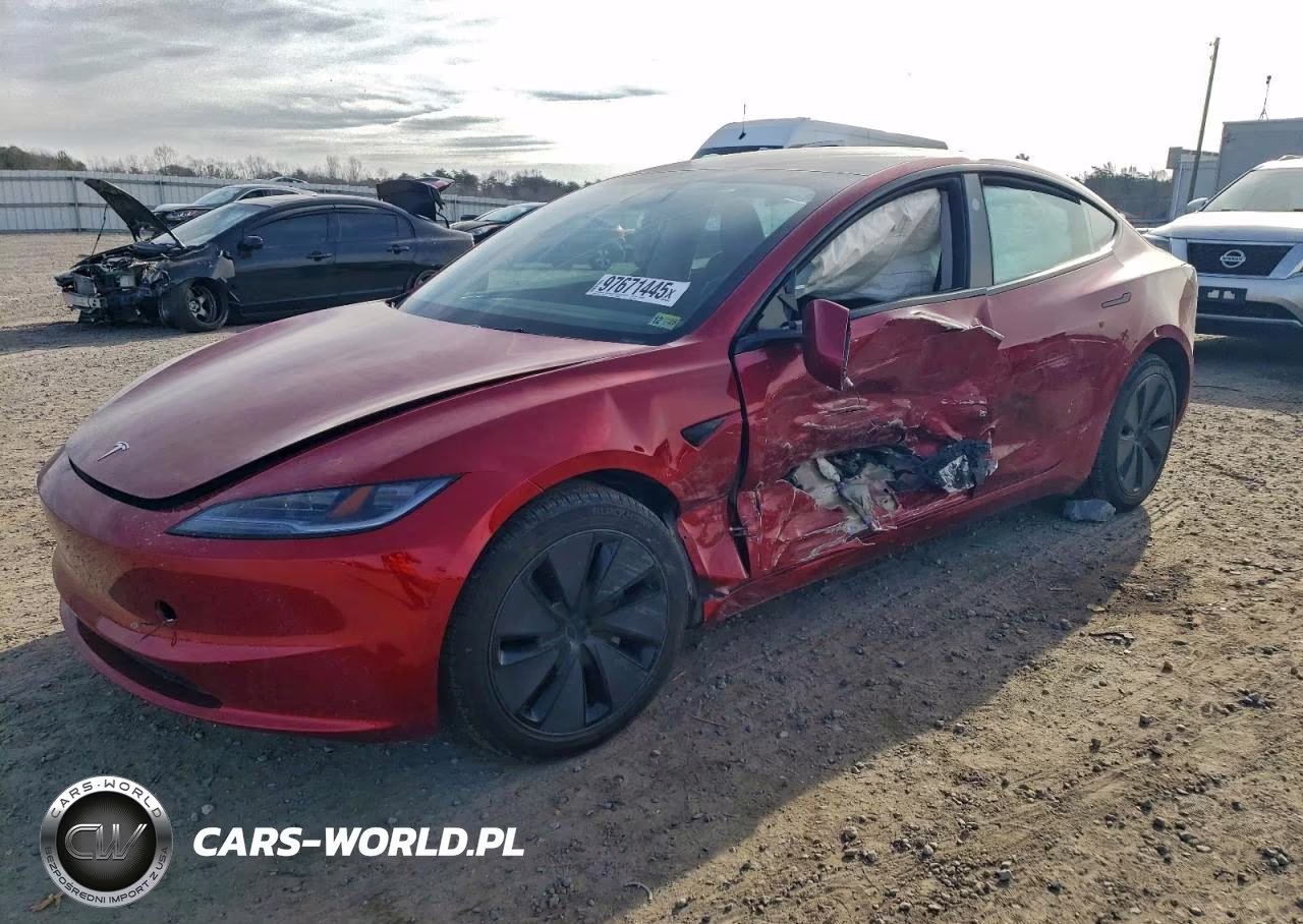 2025 Tesla Model 3 – zdjęcie 1 z 12