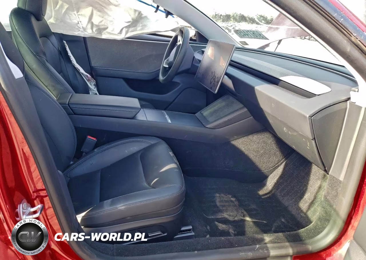 2025 Tesla Model 3 VIN:5YJ3E1EA5SF900581 - 7