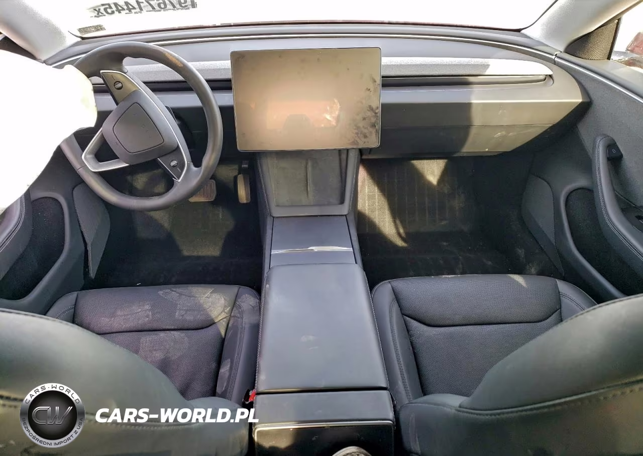 2025 Tesla Model 3 VIN:5YJ3E1EA5SF900581 - 8