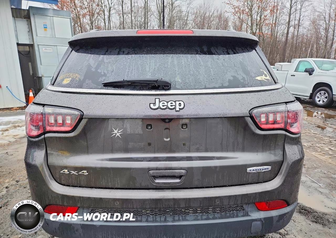 2018 Jeep Compass Latitude VIN:3C4NJDBB3JT138998 - 6
