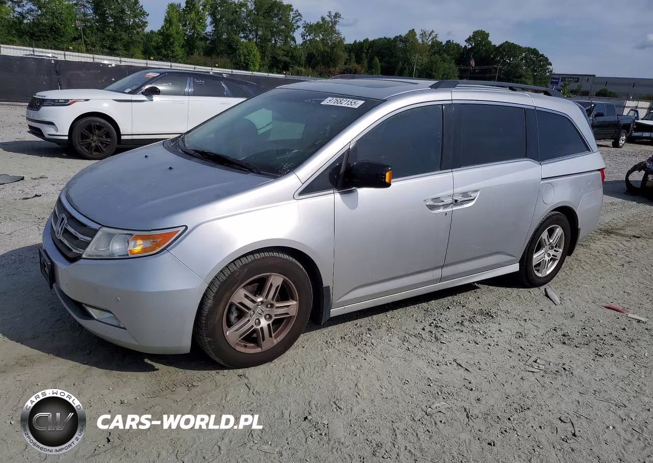 2011 Honda Odyssey Touring – zdjęcie 1 z 13