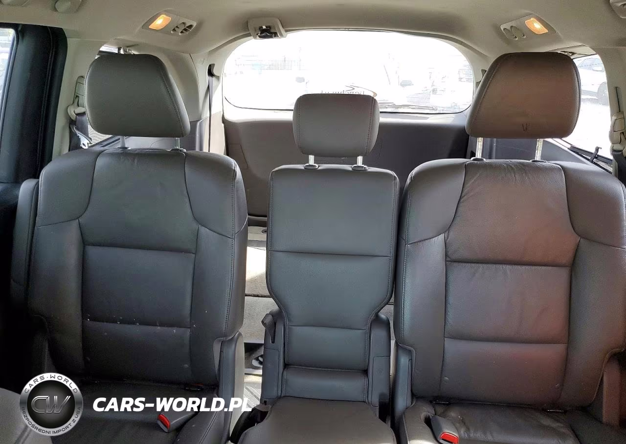 2011 Honda Odyssey Touring VIN:5FNRL5H97BB093103 - 10
