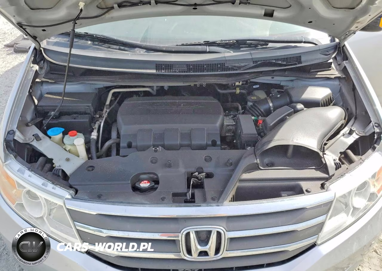 2011 Honda Odyssey Touring VIN:5FNRL5H97BB093103 - 12