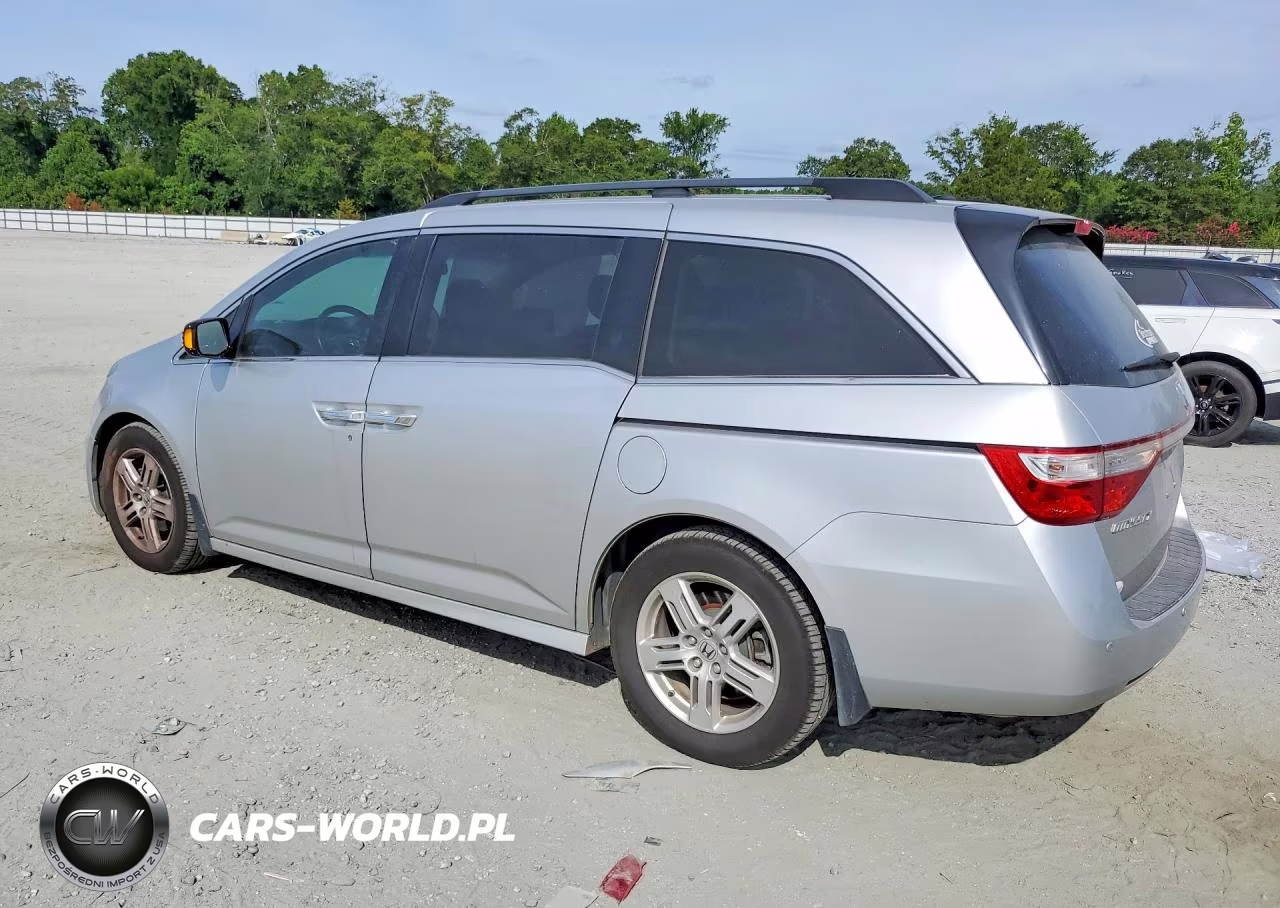 2011 Honda Odyssey Touring VIN:5FNRL5H97BB093103 - 2