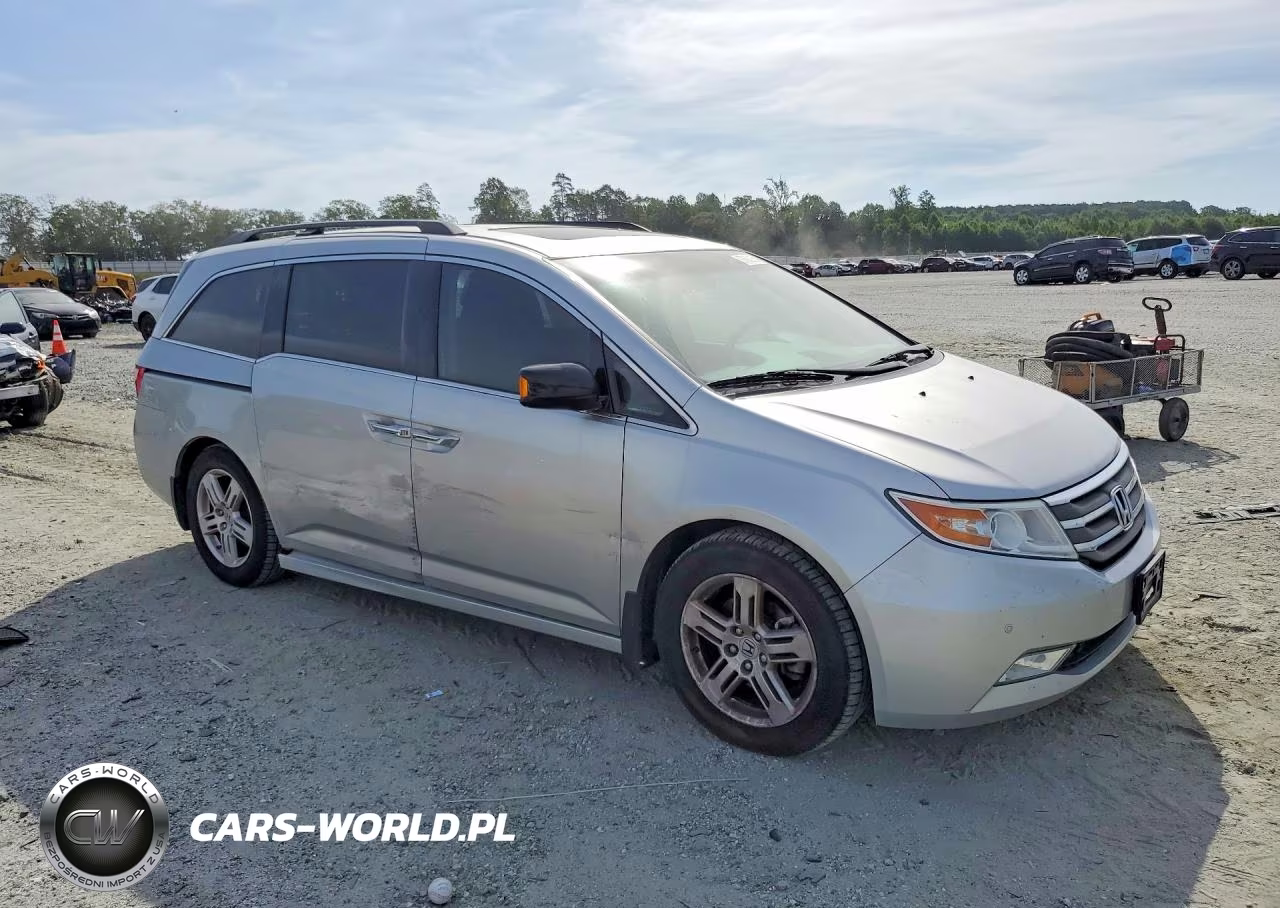 2011 Honda Odyssey Touring VIN:5FNRL5H97BB093103 - 4