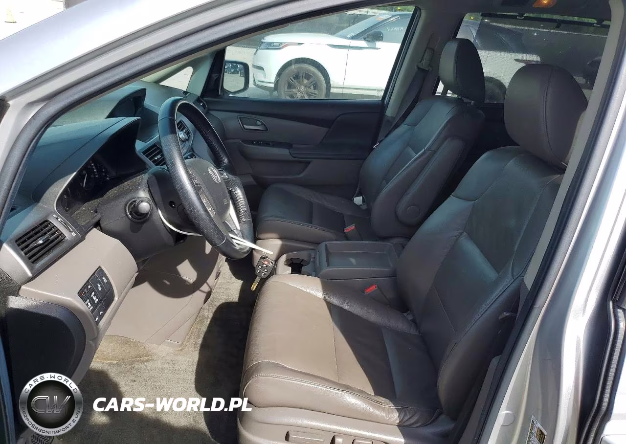 2011 Honda Odyssey Touring VIN:5FNRL5H97BB093103 - 7