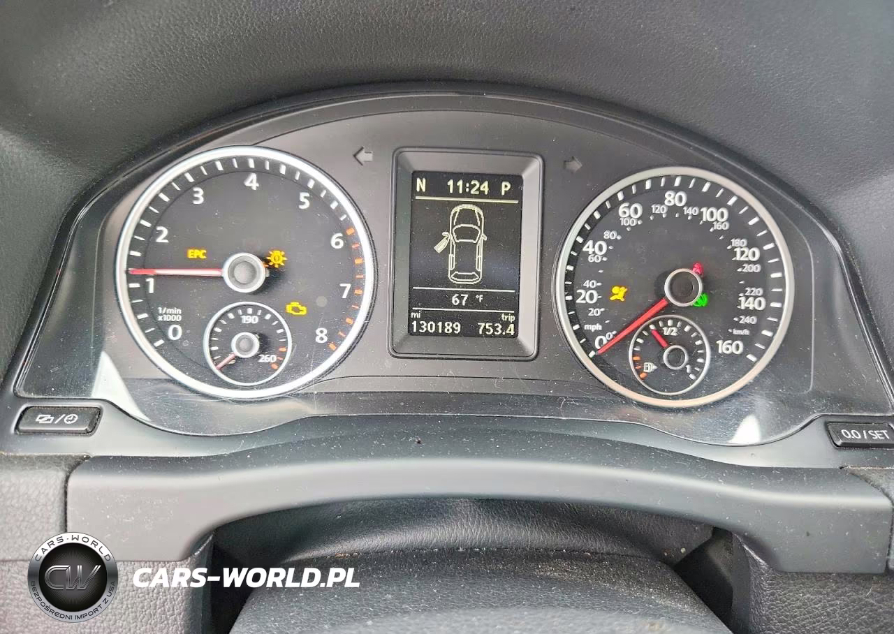 2015 Volkswagen Tiguan S VIN:WVGAV7AX9FW513999 - 9