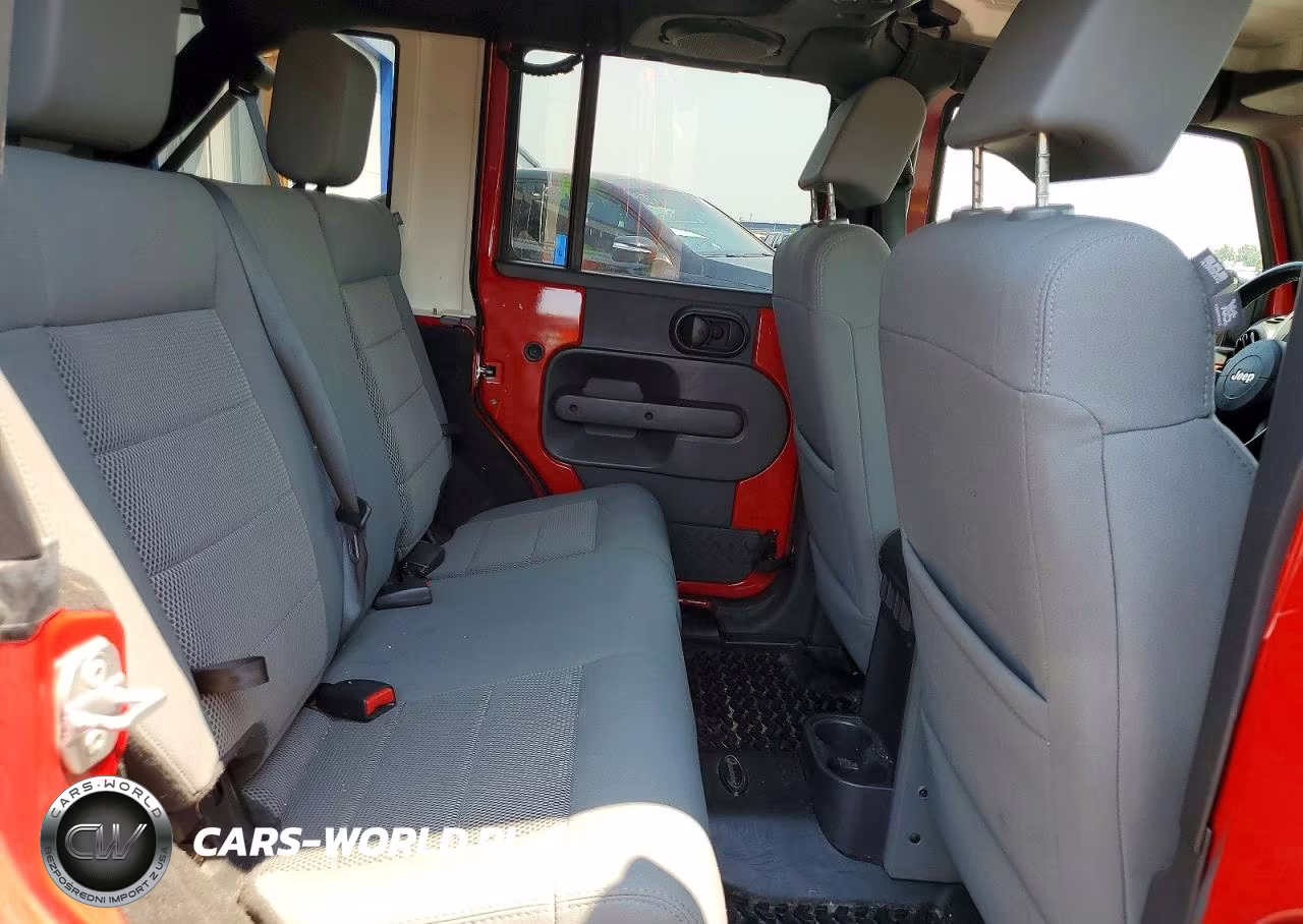 2009 Jeep Wrangler Unlimited Rubicon VIN:1J8GA691X9L765957 - 11