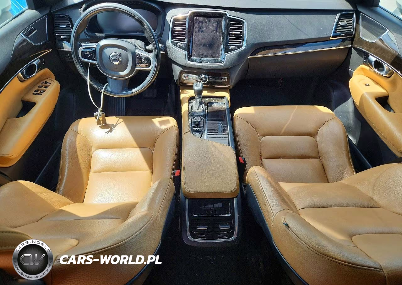 2018 Volvo Xc90 T6 VIN:YV4A22PKXJ1333641 - 8