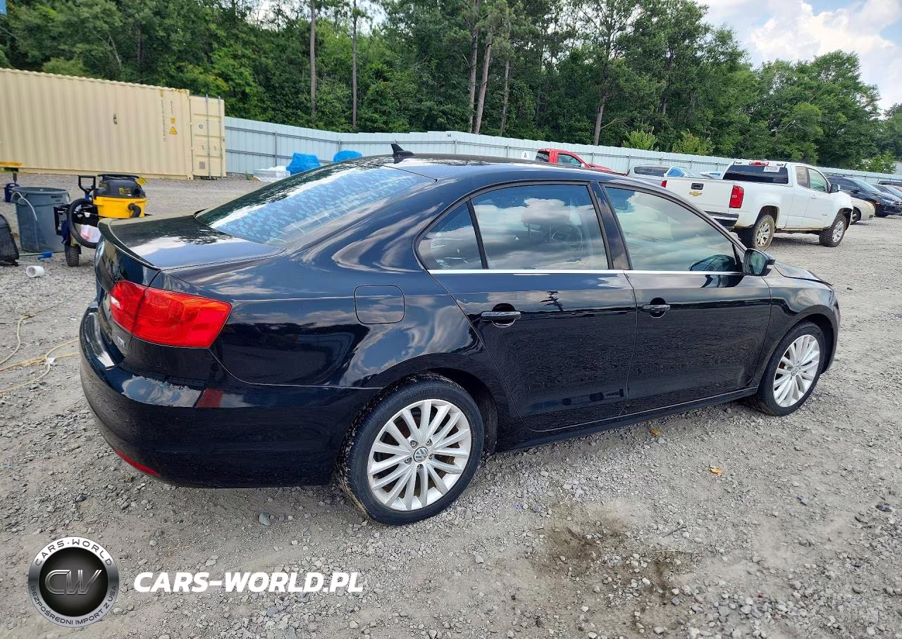 2014 Volkswagen Jetta Tdi VIN:3VWLL7AJ1EM366085 - 3