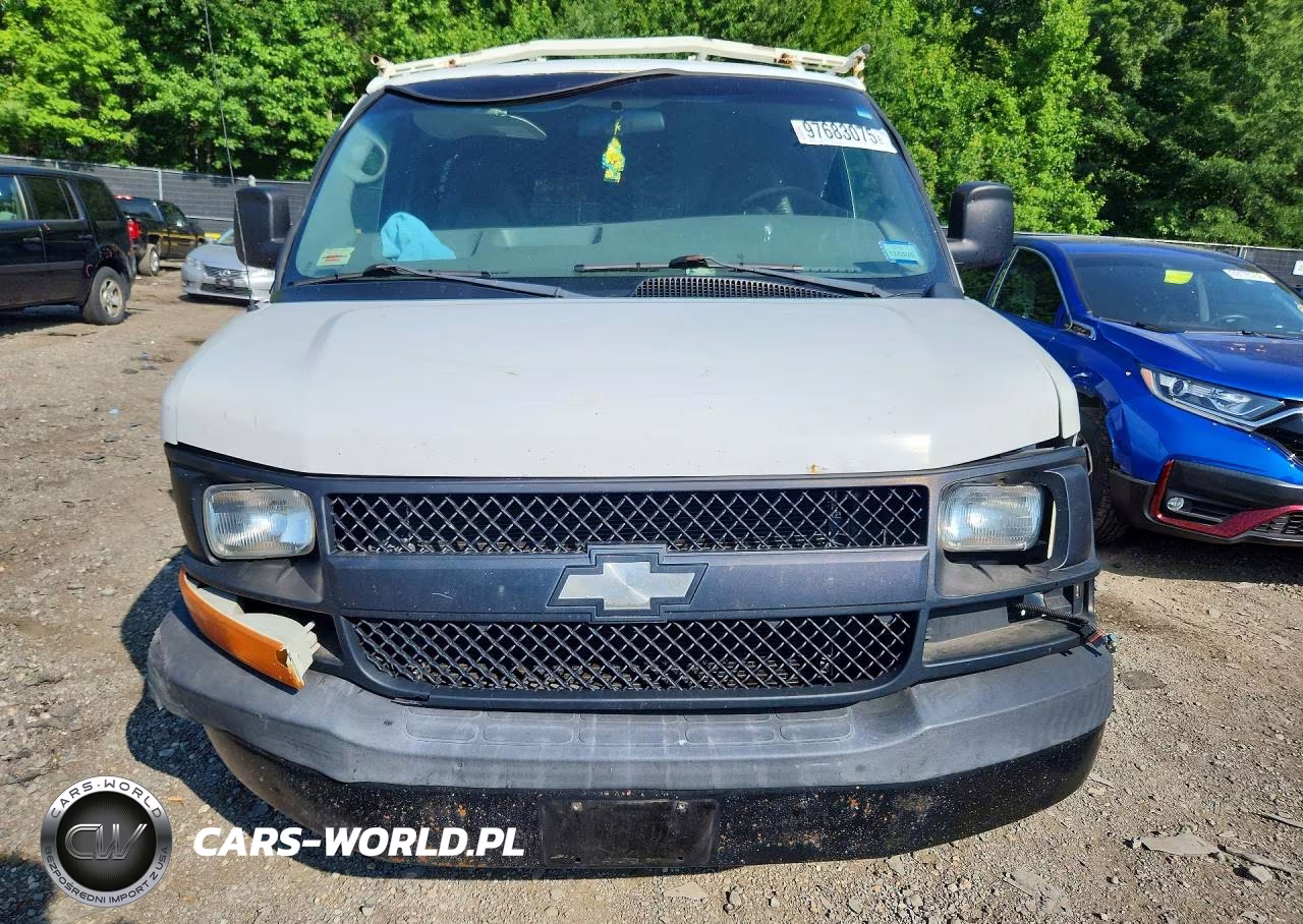 2004 Chevrolet Express G1500 VIN:1GCFG15X041175527 - 5