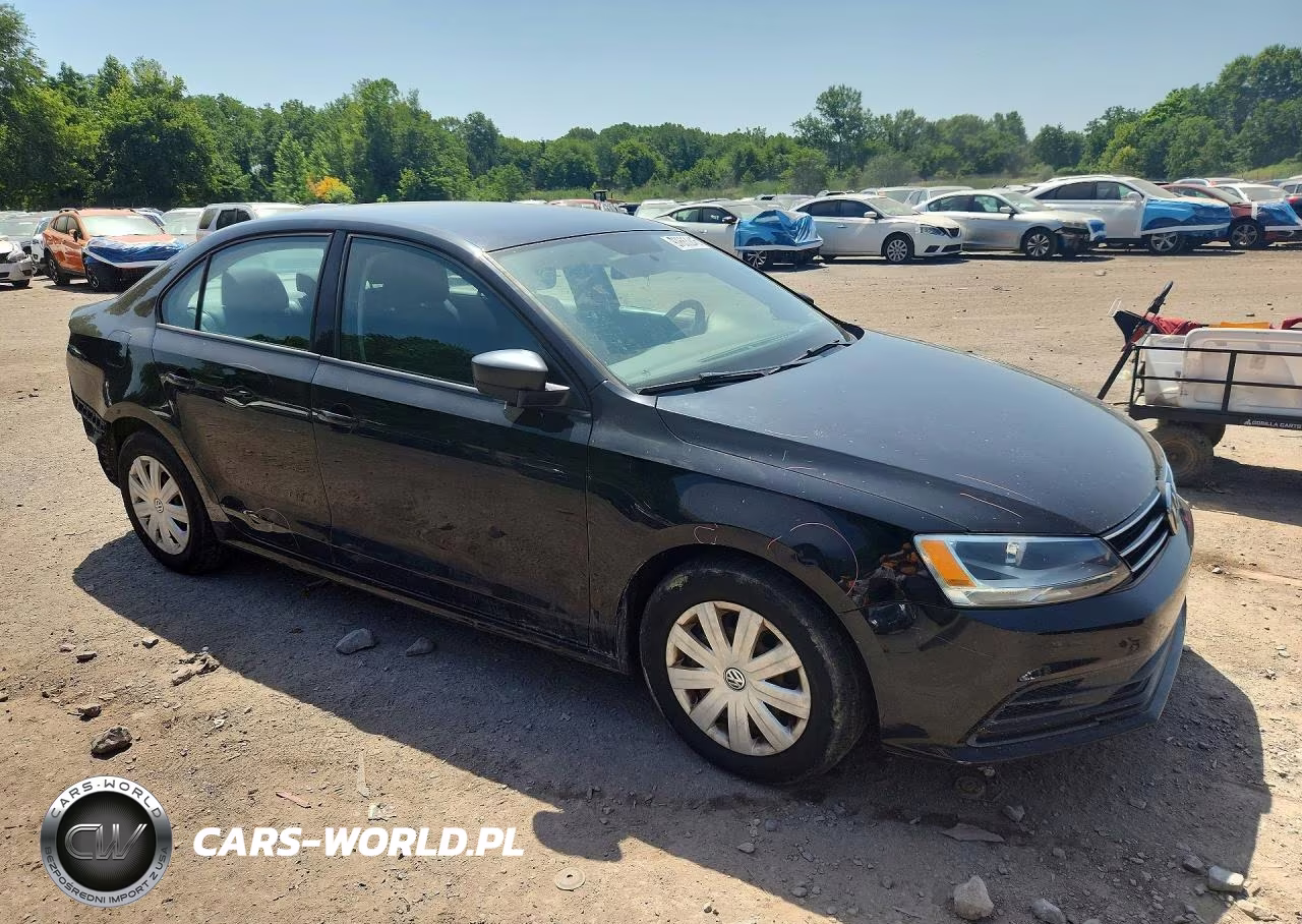2015 Volkswagen Jetta Base VIN:3VW2K7AJ4FM310965 - 4