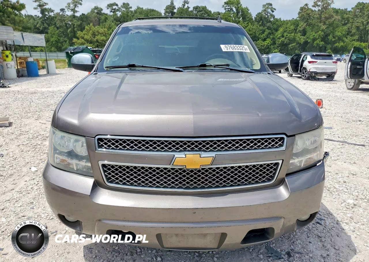2012 Chevrolet Suburban C1500 Lt VIN:1GNSCJE02CR224053 - 5
