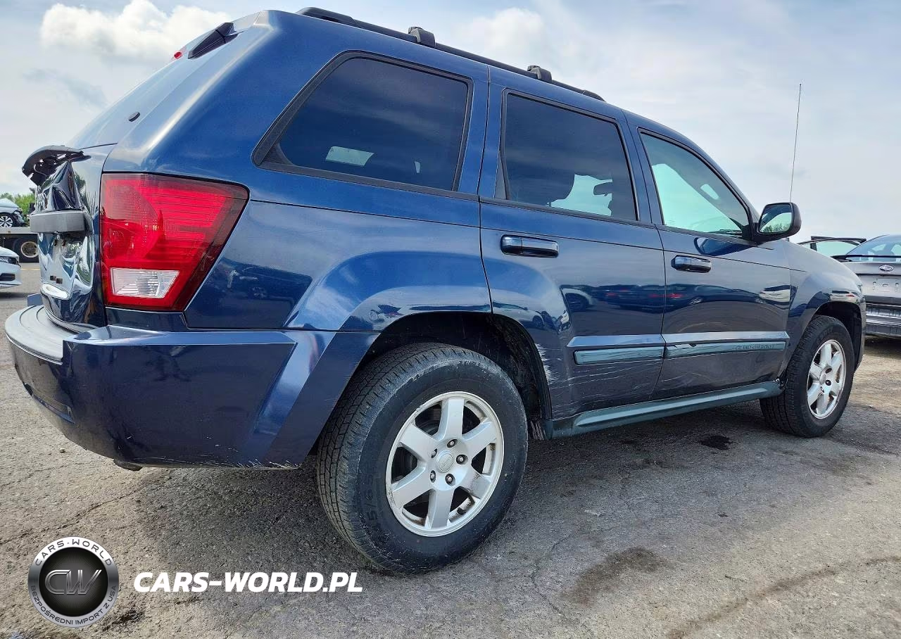 2009 Jeep Grand Cherokee Laredo VIN:1J8GR48K09C537005 - 3
