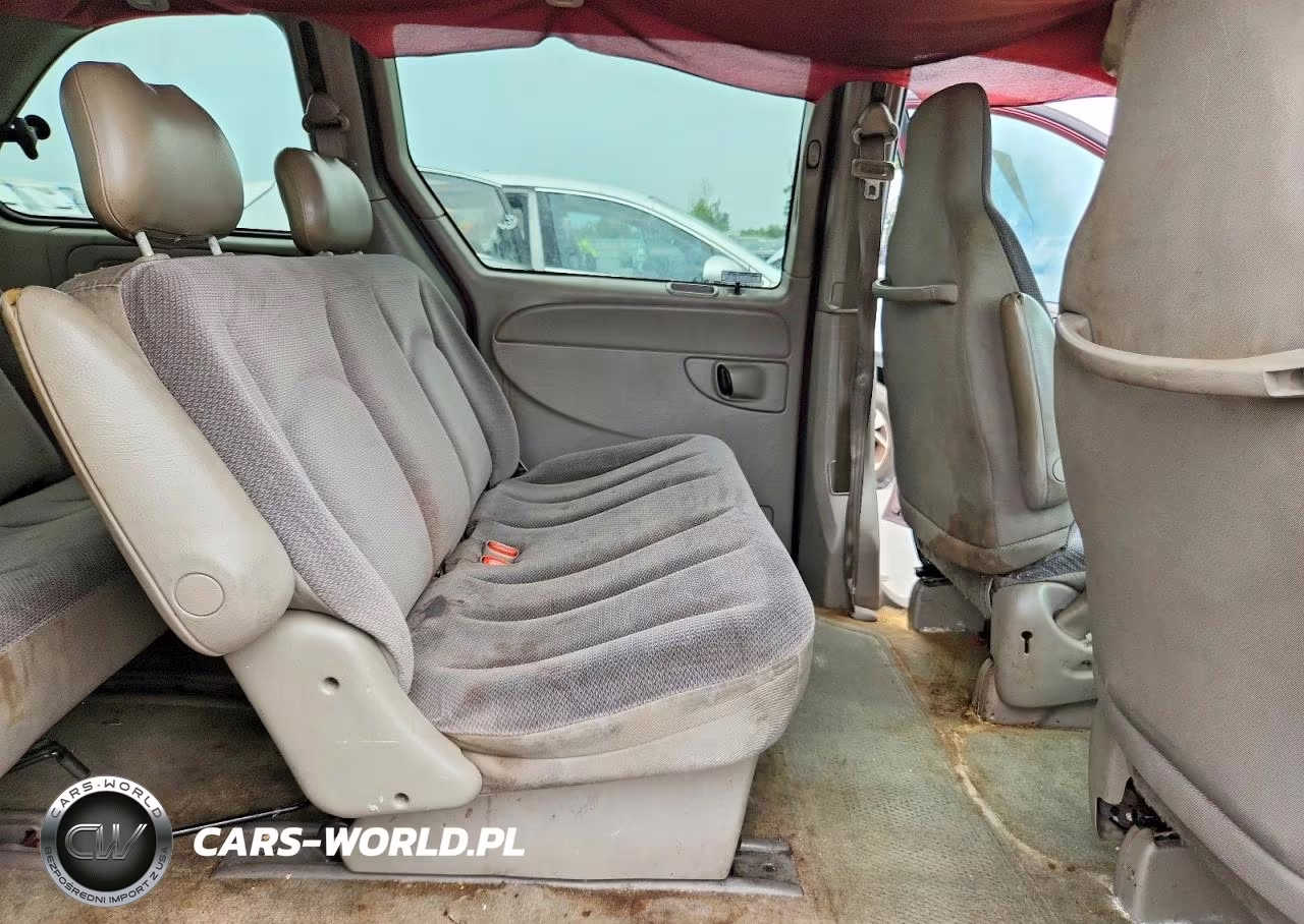 2001 Chrysler Voyager VIN:1C4GJ25B11B208007 - 11