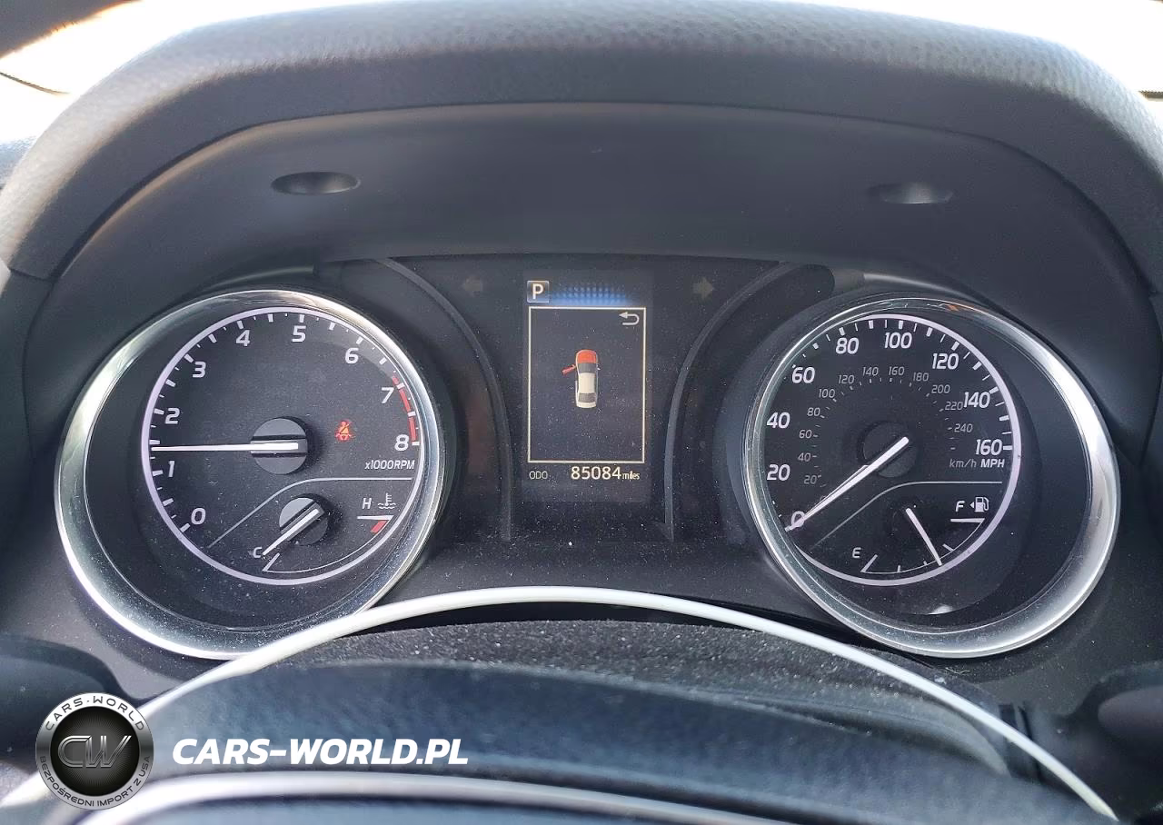 2019 Toyota Camry Le VIN:4T1B11HK2KU687796 - 9