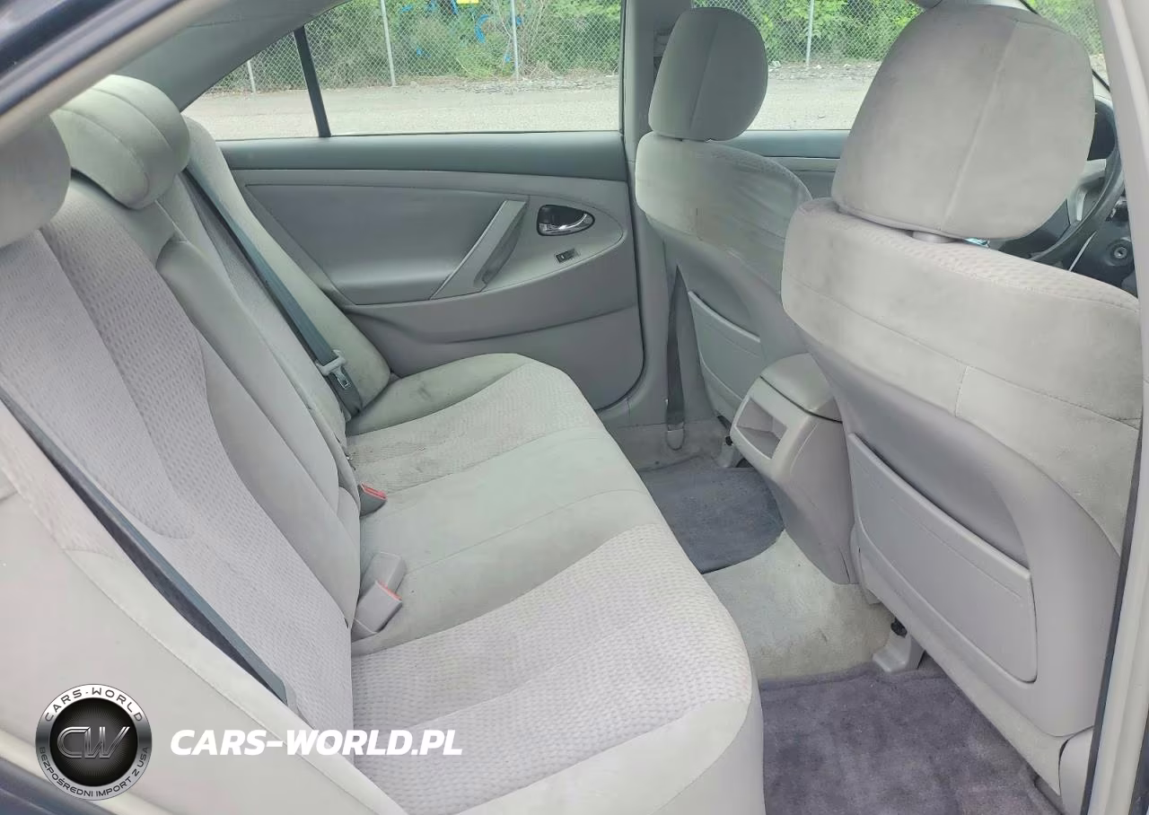 2010 Toyota Camry Le VIN:4T1BF3EK0AU114895 - 10
